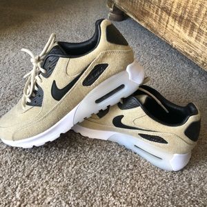 Sold!!. Nike Air Max